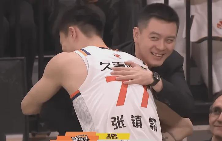 星空体育中国-8-11！曝主动辞职下课！这可是三届总冠军教头